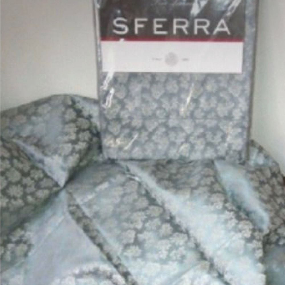 Sferra  Greta SeaMist king sham 600 tc New in package